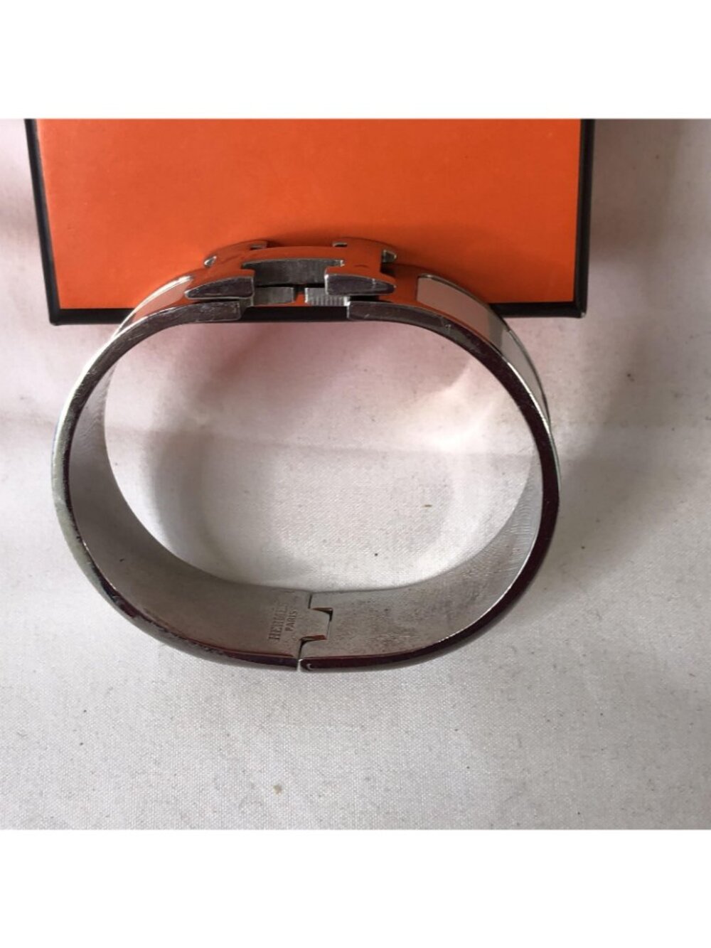 Hermes White Enamel H Bangle Bracelet Silver Tone Turnlock Hinged Box Jewelry - Picture 8 of 16